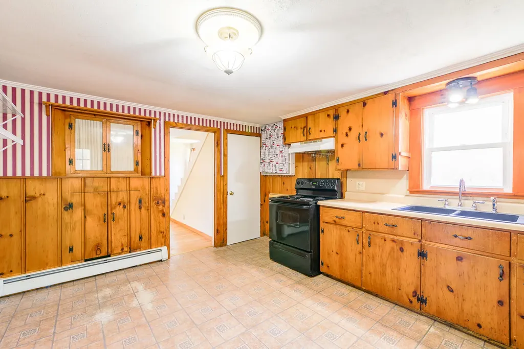 78 Oakland Street Waterville ME 04901