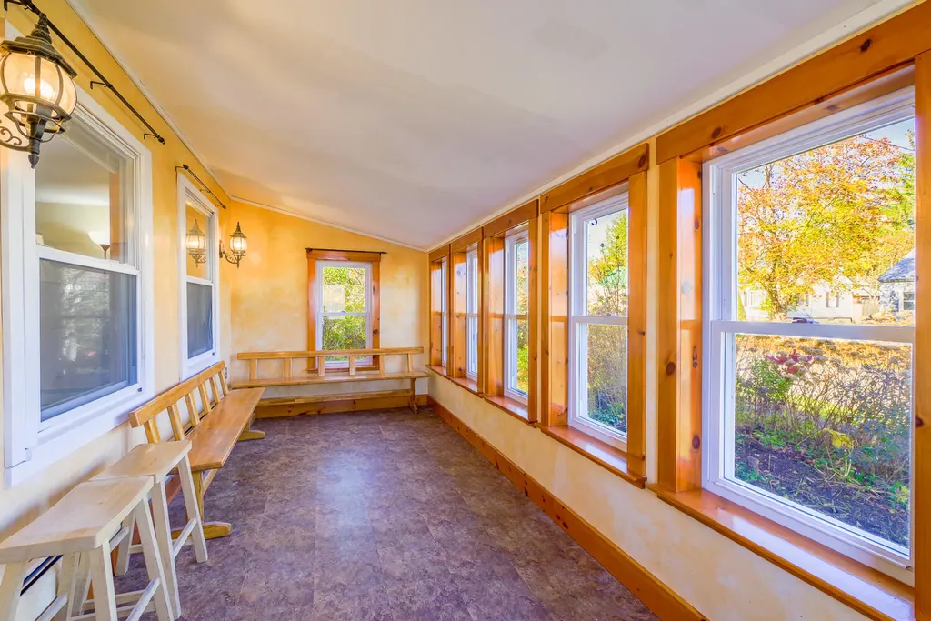 78 Oakland Street Waterville ME 04901