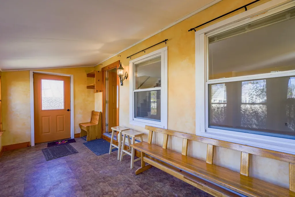 78 Oakland Street Waterville ME 04901