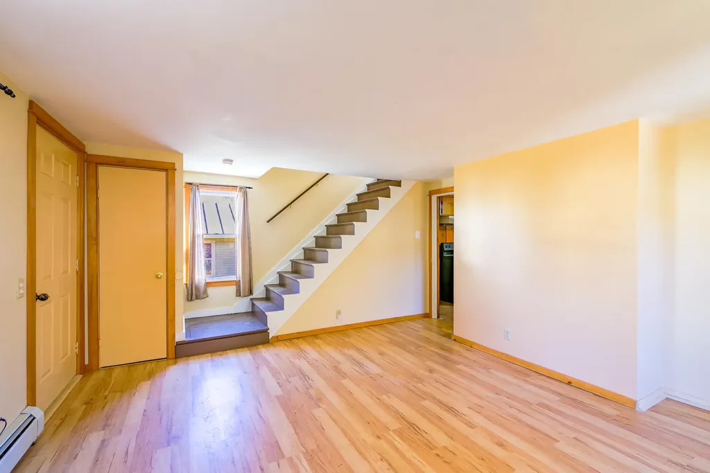 78 Oakland Street Waterville ME 04901