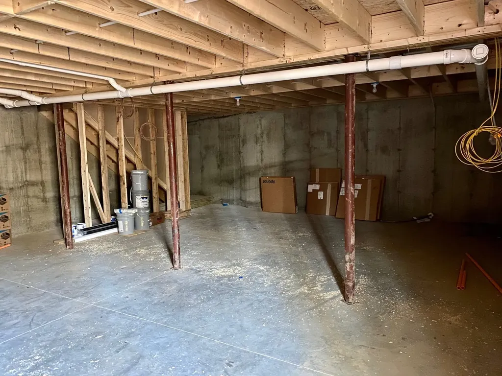 4 Deerfield Drive Gorham ME 04038