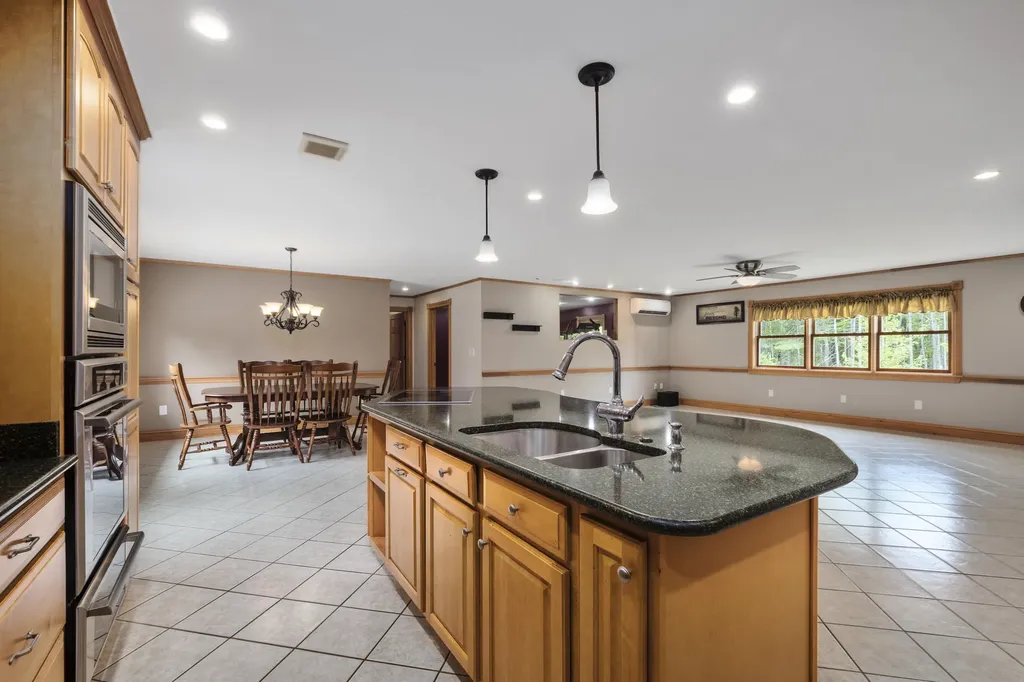 298 Beechwood Street Thomaston ME 04861