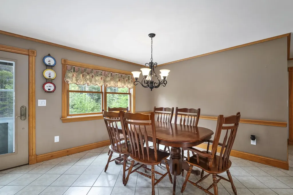 298 Beechwood Street Thomaston ME 04861