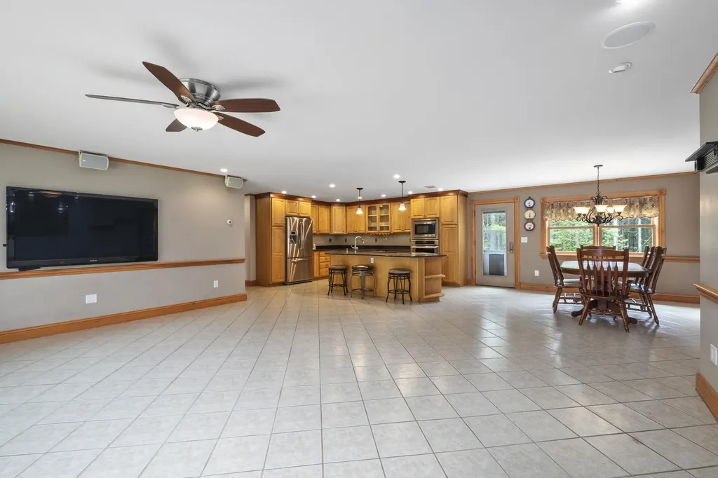 298 Beechwood Street Thomaston ME 04861
