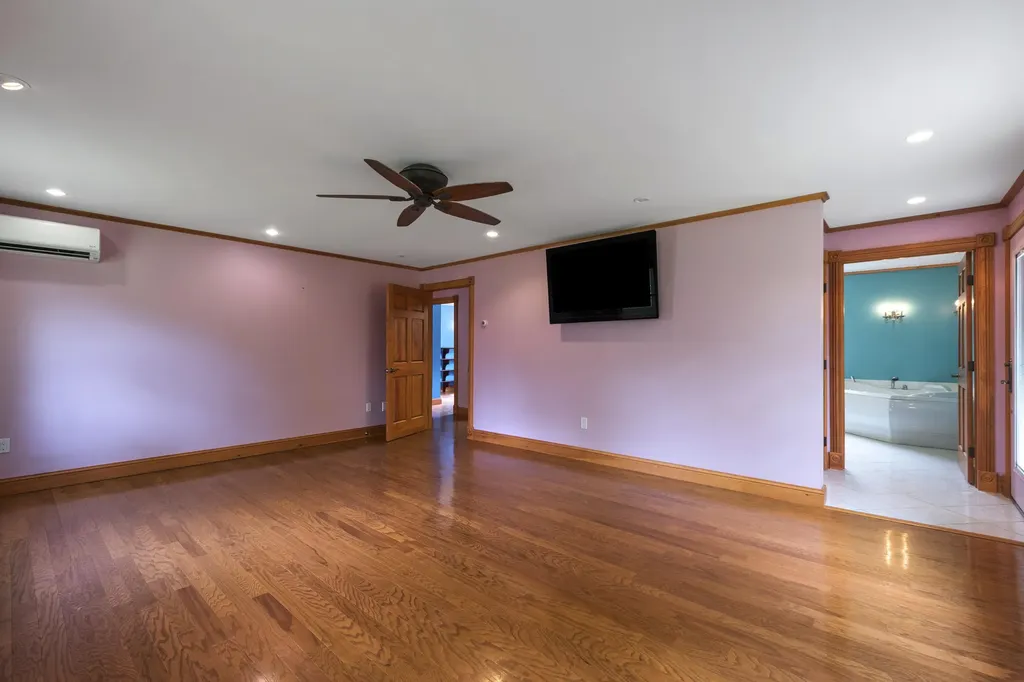 298 Beechwood Street Thomaston ME 04861