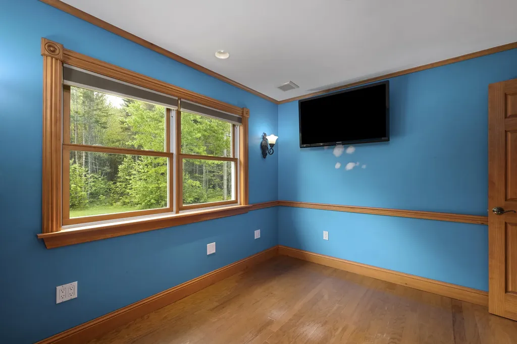 298 Beechwood Street Thomaston ME 04861