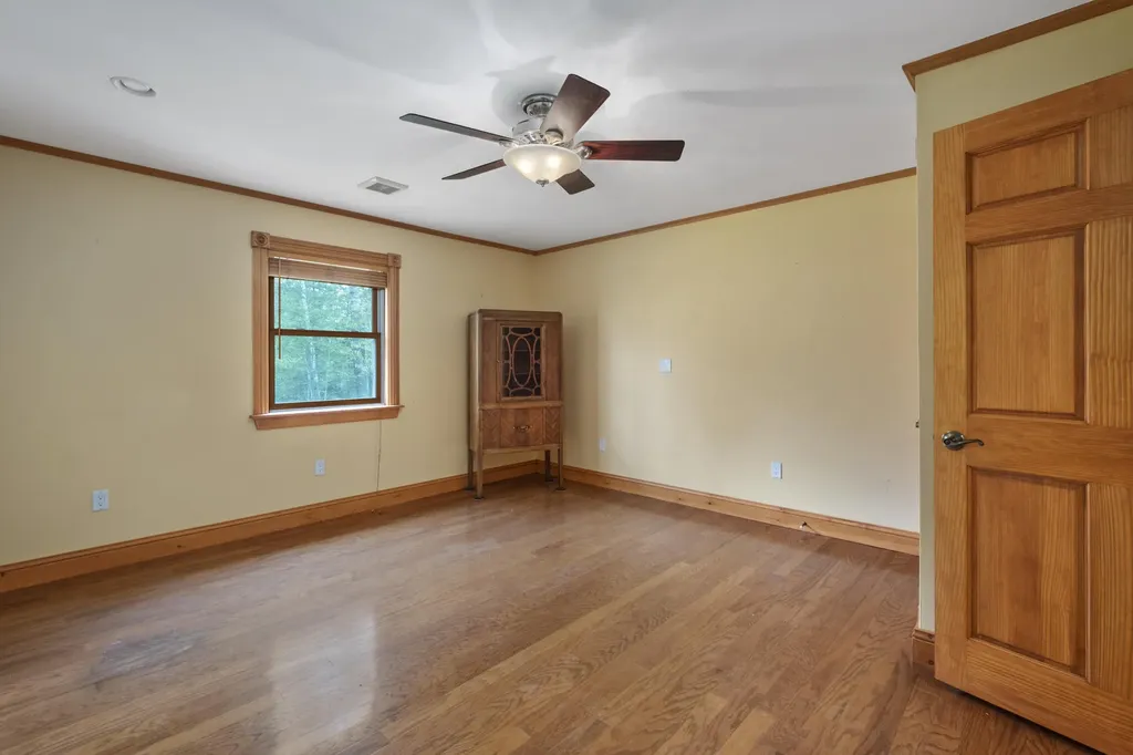 298 Beechwood Street Thomaston ME 04861