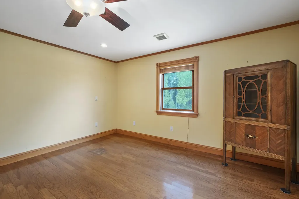 298 Beechwood Street Thomaston ME 04861