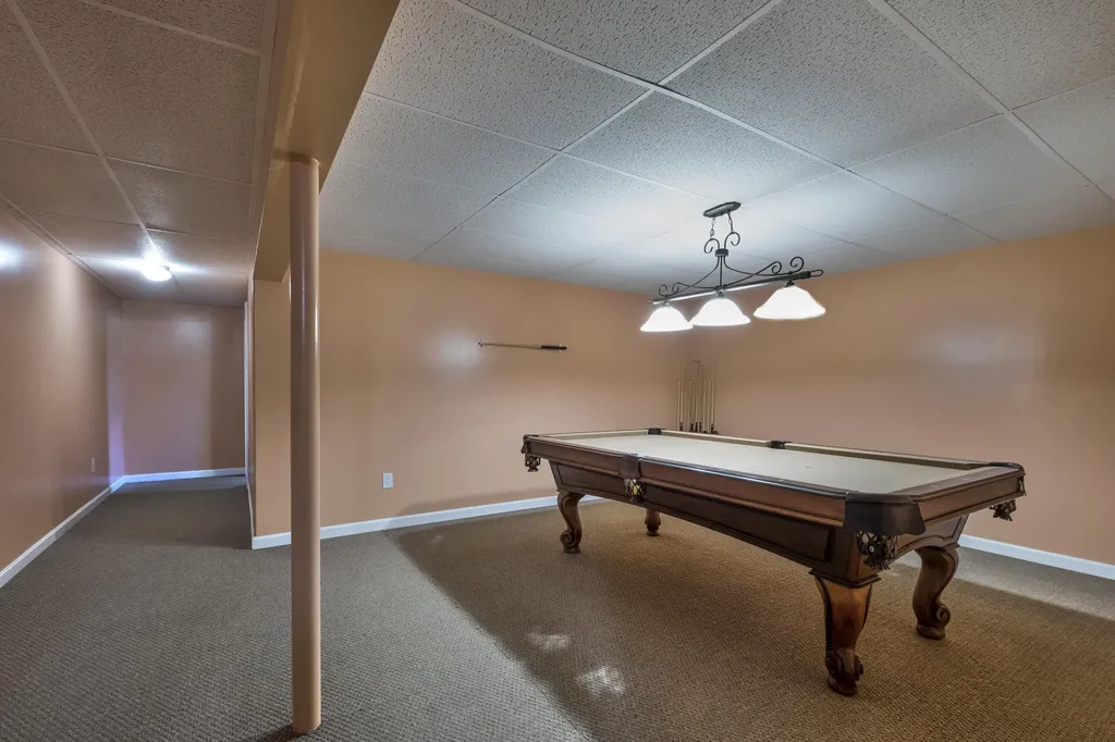 298 Beechwood Street Thomaston ME 04861