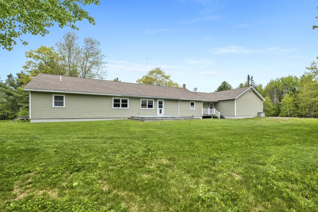 298 Beechwood Street Thomaston ME 04861