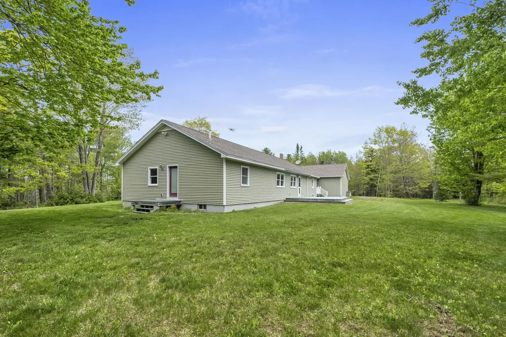 298 Beechwood Street Thomaston ME 04861
