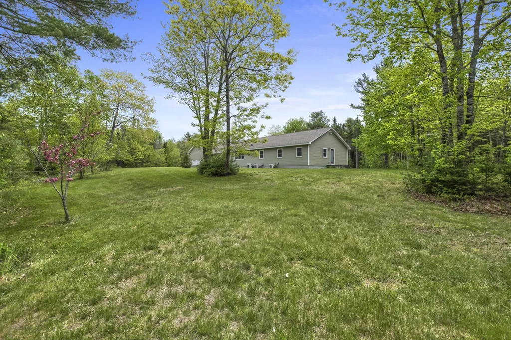 298 Beechwood Street Thomaston ME 04861