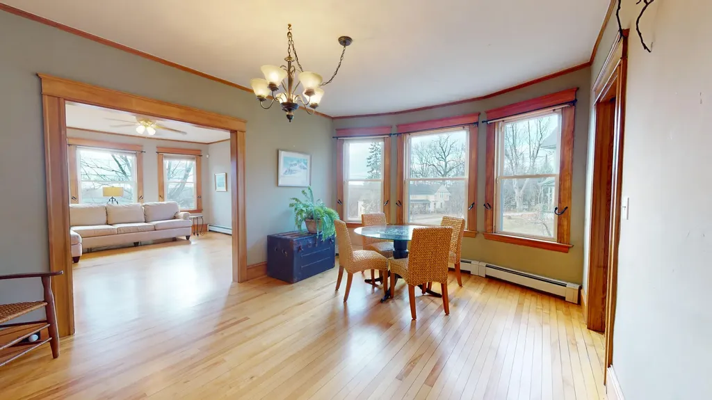 241 Lake Street Auburn ME 04210
