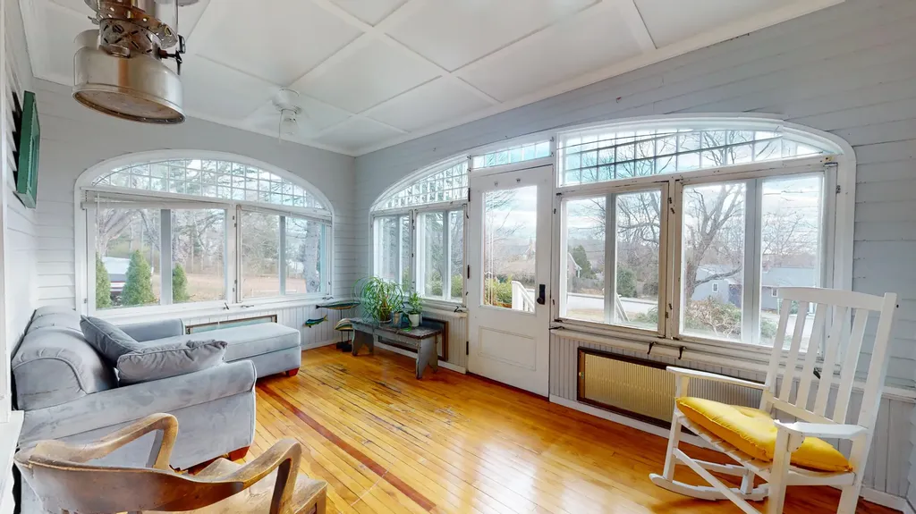 241 Lake Street Auburn ME 04210