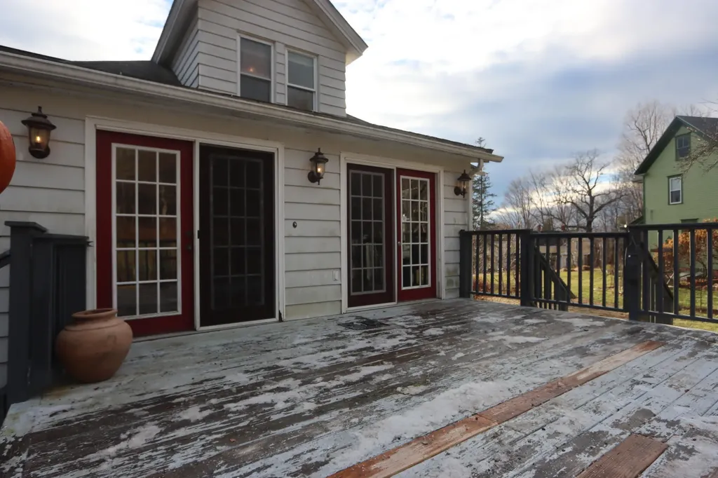 241 Lake Street Auburn ME 04210