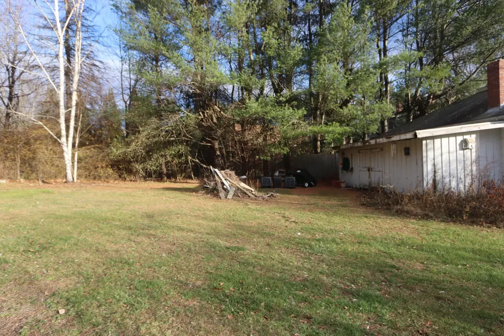 241 Lake Street Auburn ME 04210