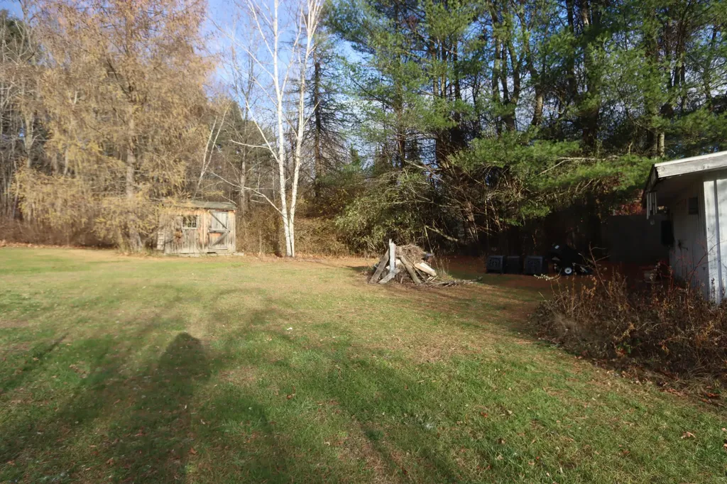 241 Lake Street Auburn ME 04210