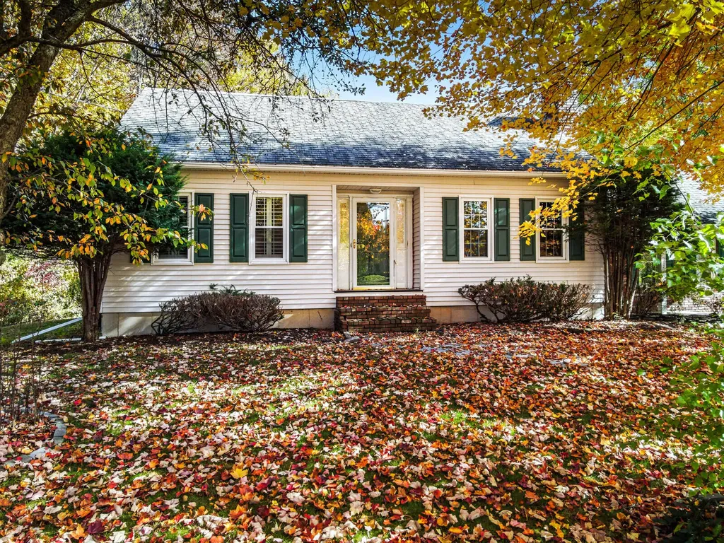 15 Frankwood Drive Winslow ME 04901
