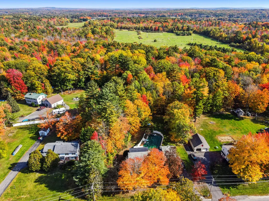 15 Frankwood Drive Winslow ME 04901