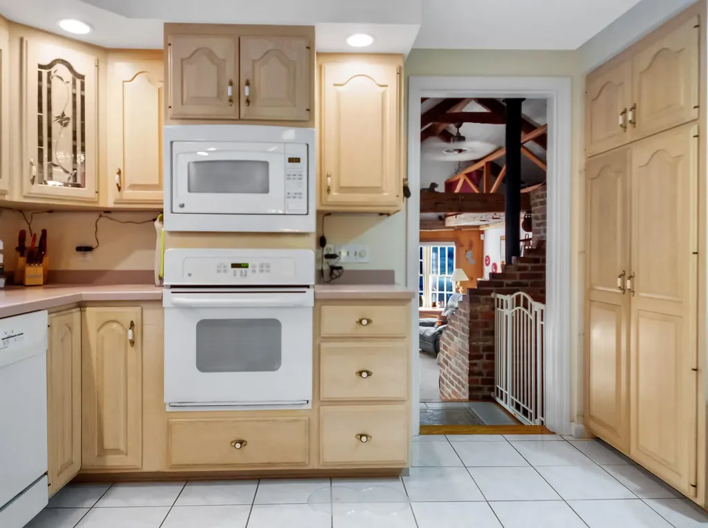 15 Frankwood Drive Winslow ME 04901