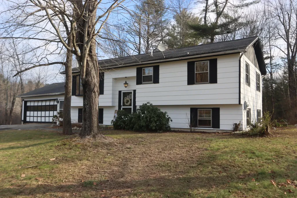 1 Oak Street Greene ME 04236