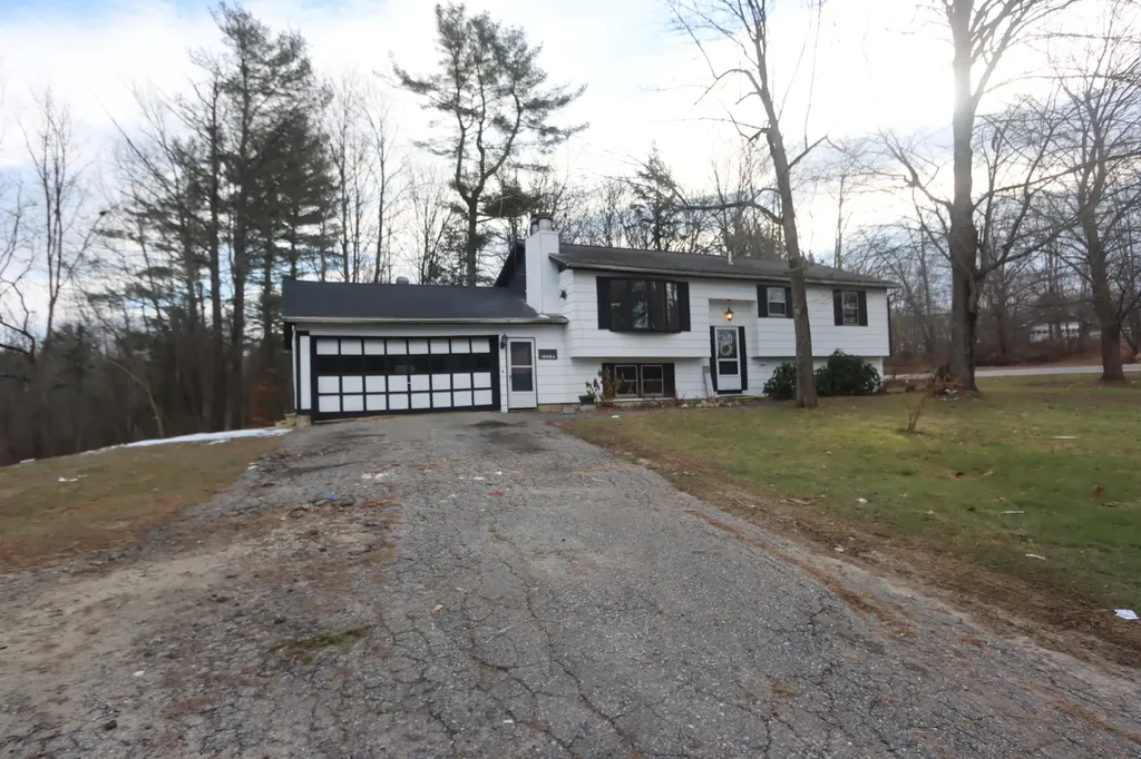 1 Oak Street Greene ME 04236
