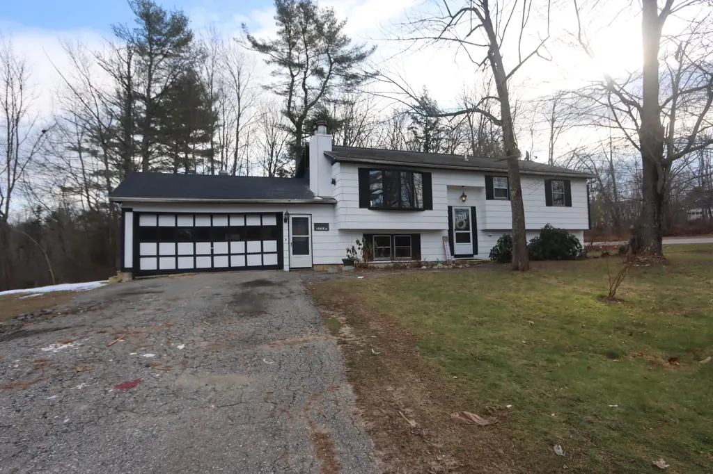 1 Oak Street Greene ME 04236