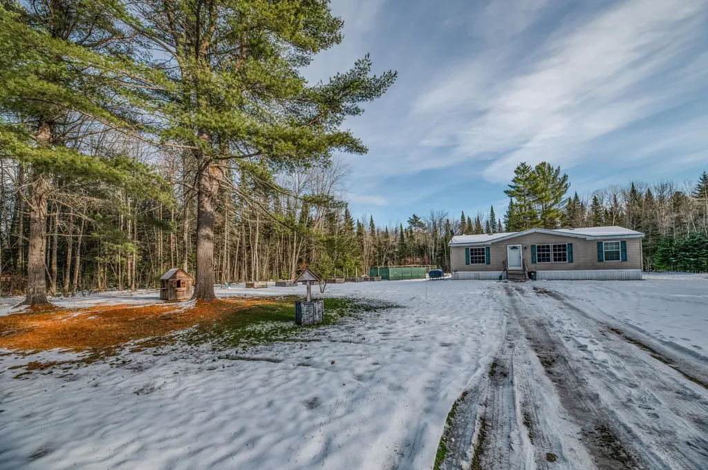 25 Four Mile Square Road Anson ME 04911