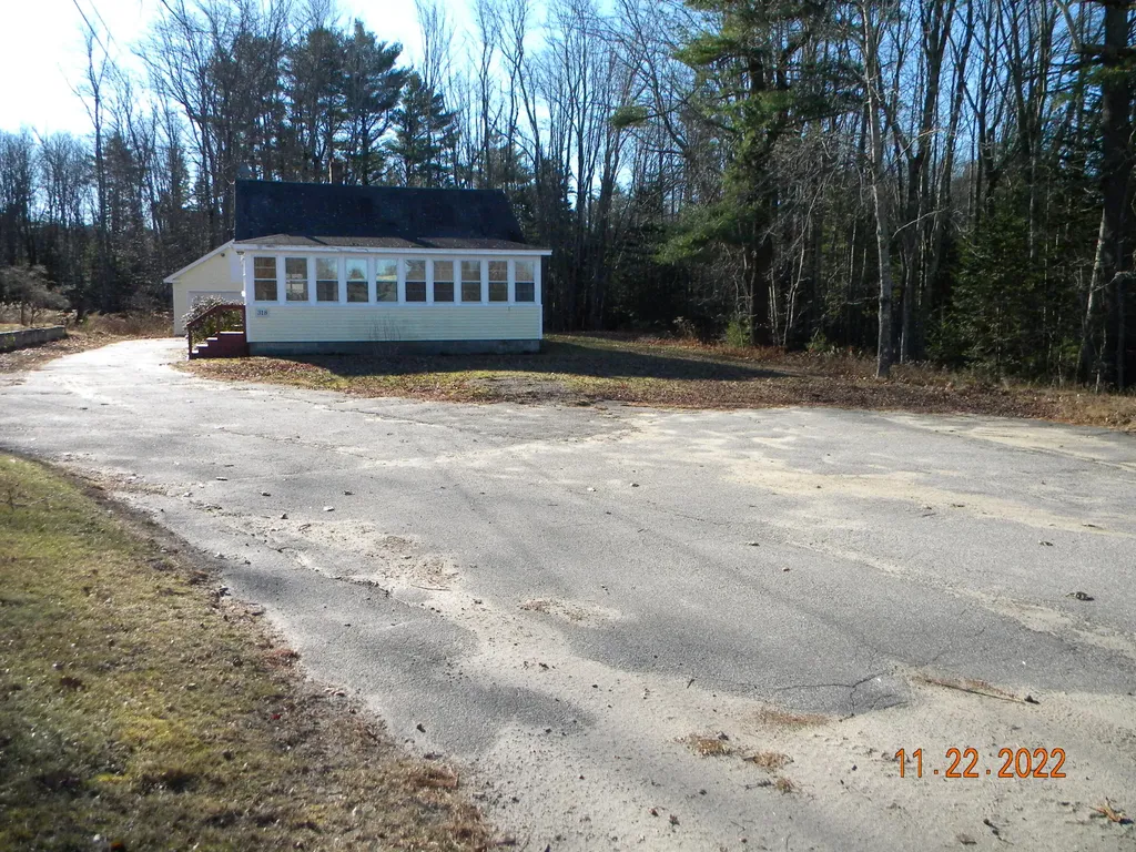 318 Bath Road Brunswick ME 04011