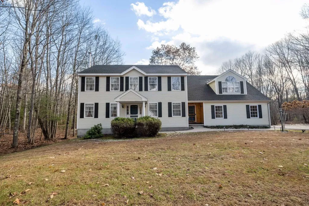 11 Brookwood Drive South Berwick ME 03908