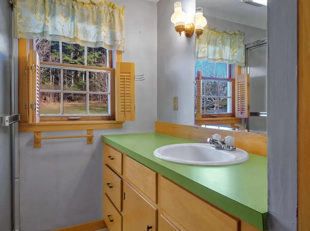 222 Metcalf Road Winthrop ME 04364
