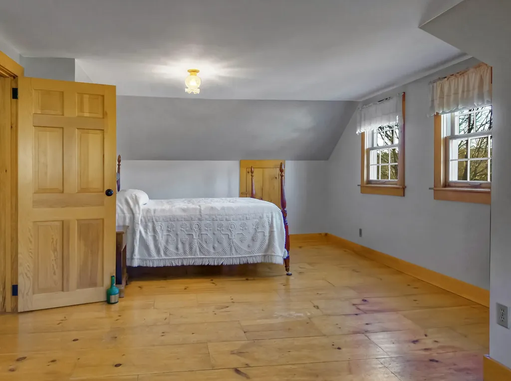 222 Metcalf Road Winthrop ME 04364
