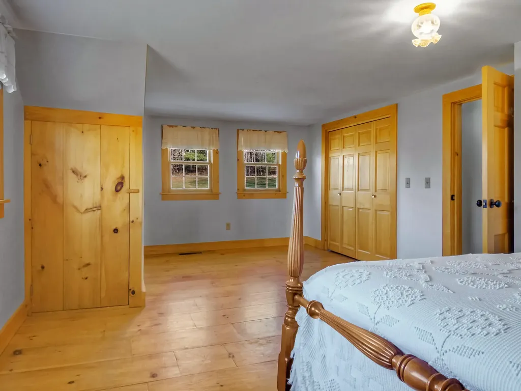 222 Metcalf Road Winthrop ME 04364