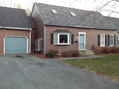47 Cortland Circle Bangor ME 04401