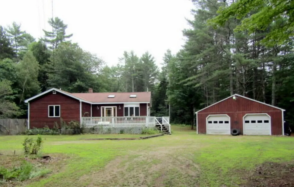 752 Hallowell Road Durham ME 04222