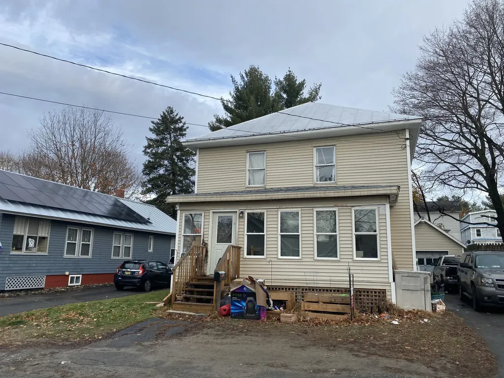 11 Donald Street Waterville ME 04901