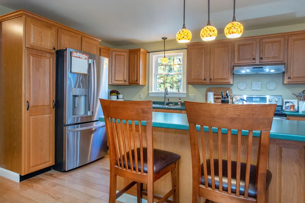 16 Kingfisher Drive Brunswick ME 04011