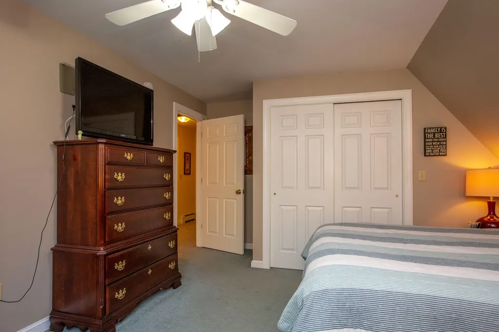 16 Kingfisher Drive Brunswick ME 04011