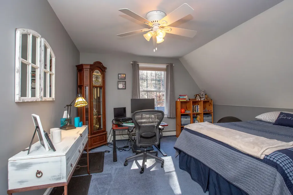 16 Kingfisher Drive Brunswick ME 04011