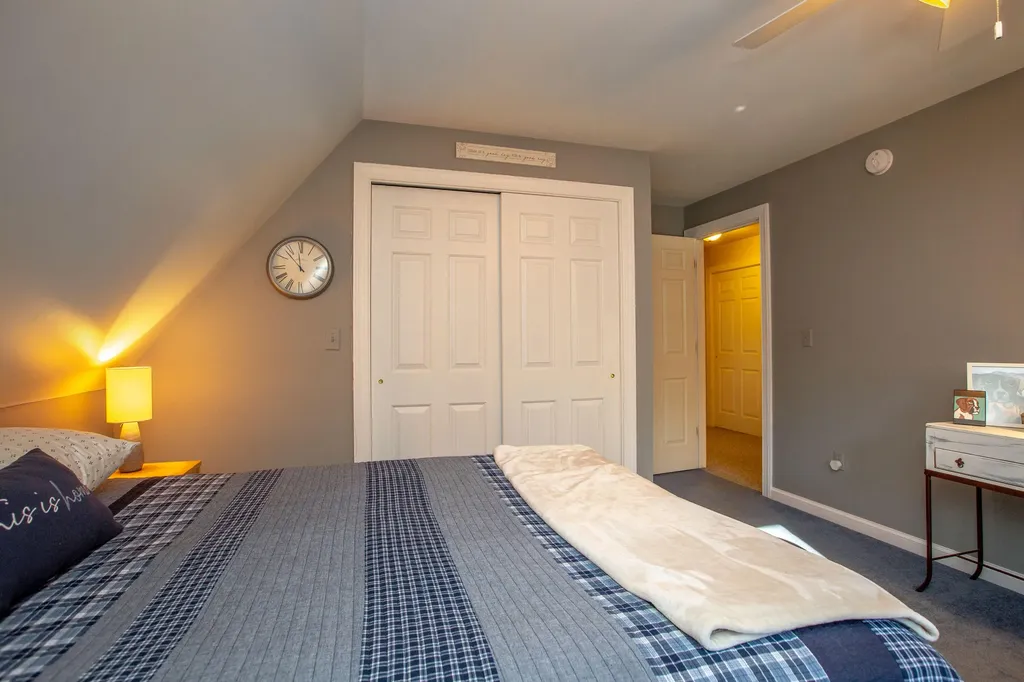 16 Kingfisher Drive Brunswick ME 04011