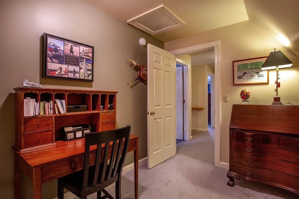 16 Kingfisher Drive Brunswick ME 04011