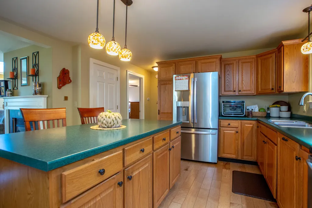 16 Kingfisher Drive Brunswick ME 04011