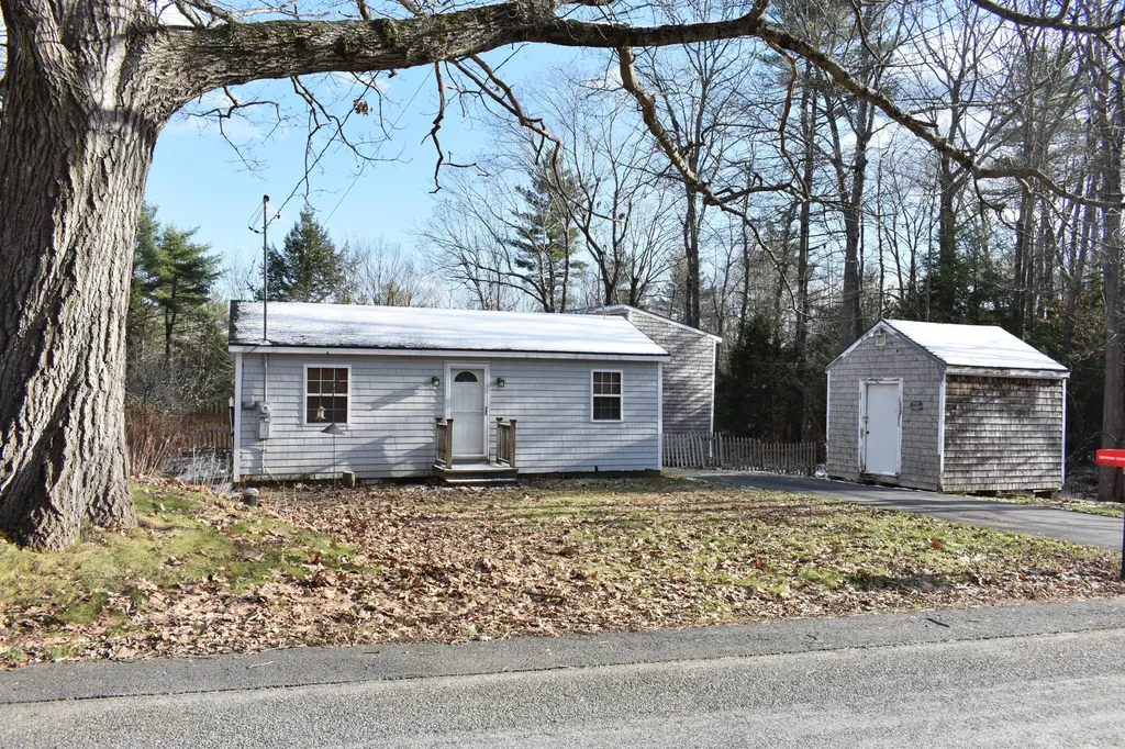 547 Eight Rod Road Augusta ME 04330