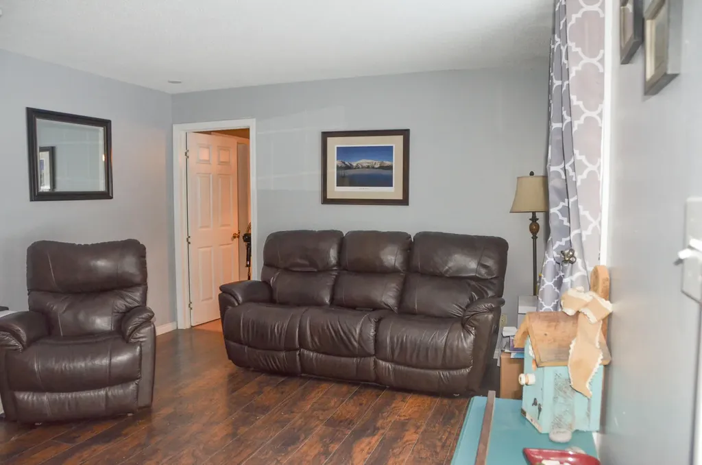 73 Nelson Road Pittston ME 04345
