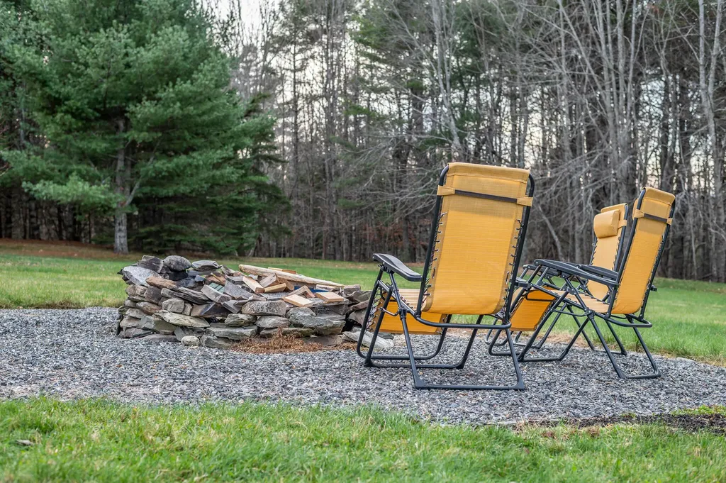 1089 Center Drive Orrington ME 04474
