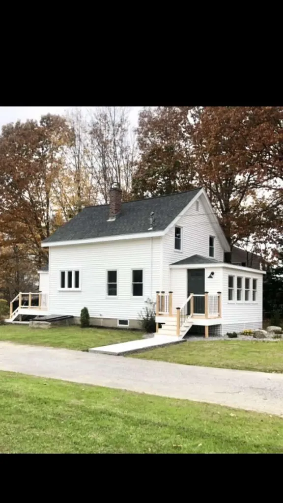 93 West Street Gardiner ME 04345