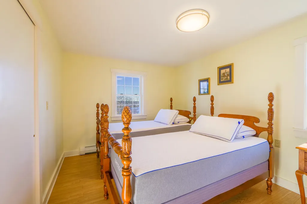 93 Sunrise Terrace Thomaston ME 04861