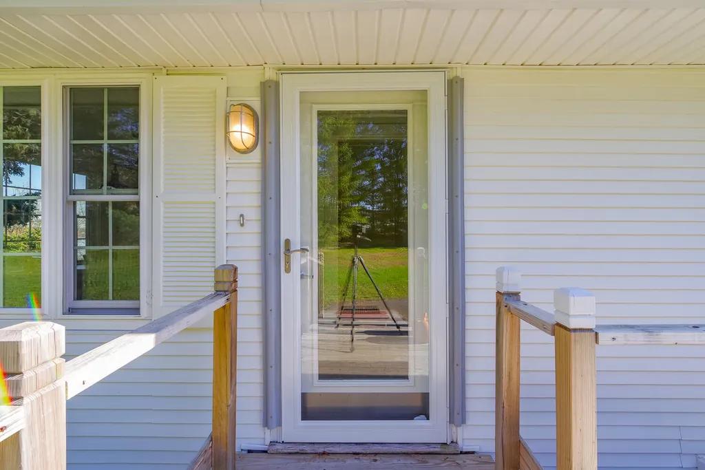 93 Sunrise Terrace Thomaston ME 04861