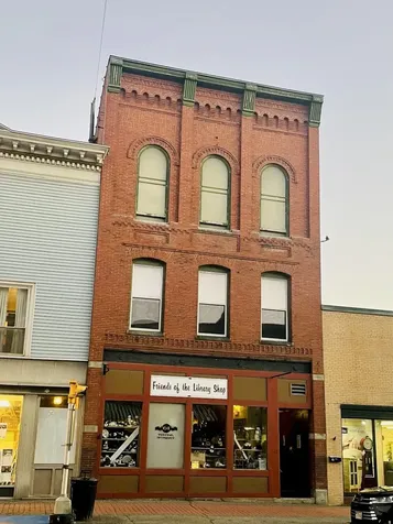 61 Water Street Skowhegan ME 04976