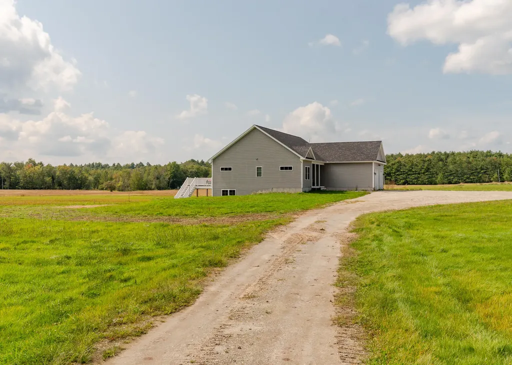 940 Hallowell Road Pownal ME 04069